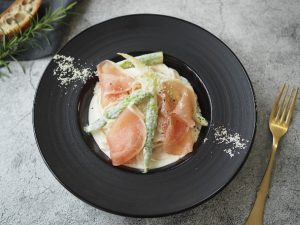 グルテンフリーで安心「玄米めん」レシピ「チーズクリームパスタ」