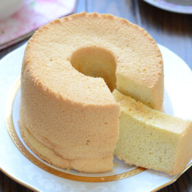 玄米粉のシフォンケーキ